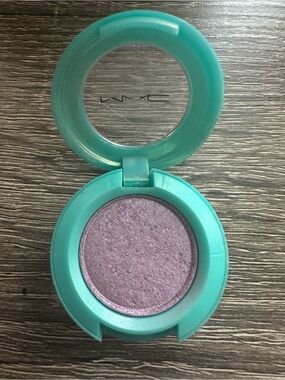 MAC Cosmetics Lilac Shimmer Pressed Eyeshadow